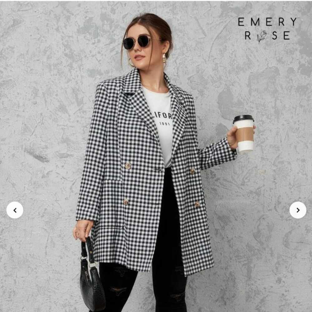 SHEIN Plus Gingham Pocket Front Double Breasted Blazer